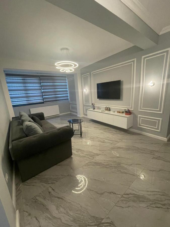 B&P Apartments Mamaia Nord 5 Navodari Exterior photo